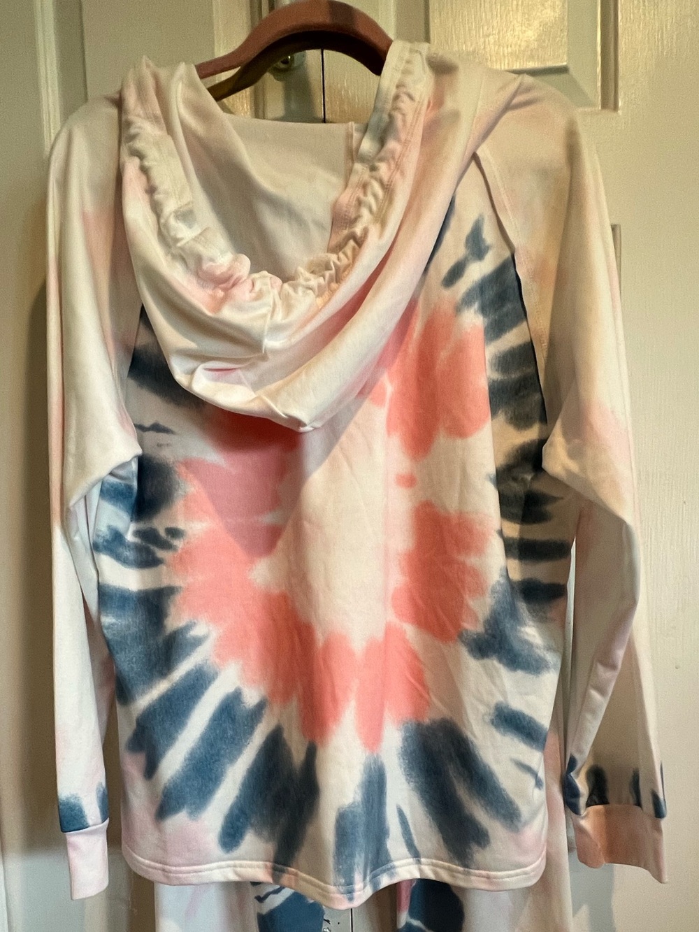 2Pc Tie-Dye Hoodie & Jogger Set in Pink and Blue - Picture 5 of 11
